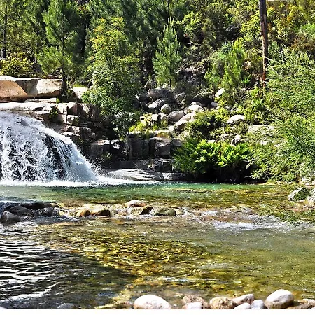 בית נופש Domaine Valdaronu *