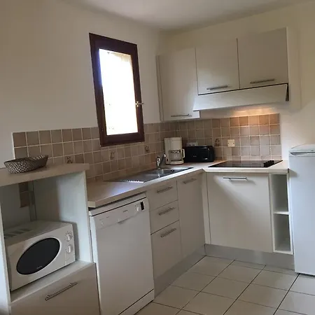 בית נופש Domaine Valdaronu *