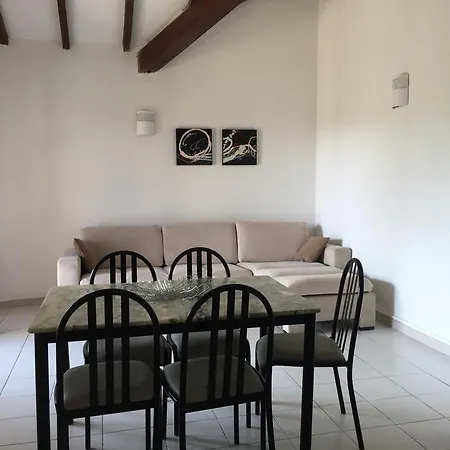 Ferienhaus Domaine Valdaronu Sainte-Lucie de Porto-Vecchio