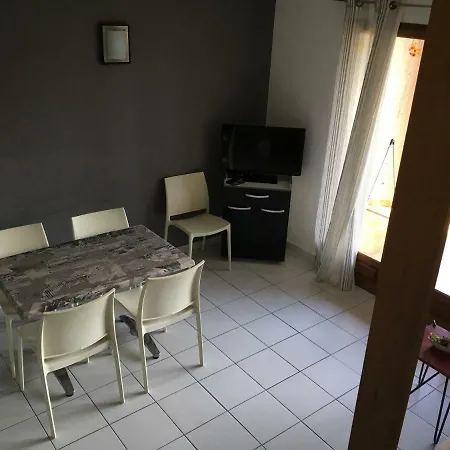 Domaine Valdaronu Ferienhaus
