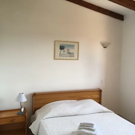 Domaine Valdaronu Ferienhaus *