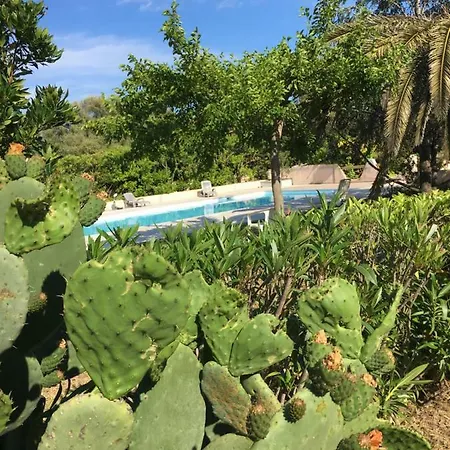 Сasa de vacaciones Domaine Valdaronu *