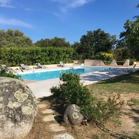 Domaine Valdaronu Ferienhaus *